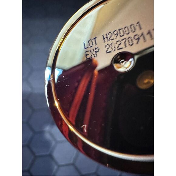 VT Cosmetics Vita-Light Reedle Shot 100, Serum with Vitamin C 50ml - Picture 6 of 6